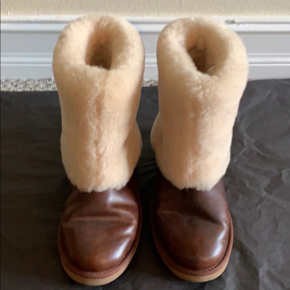 Ugg leather and shearling boot